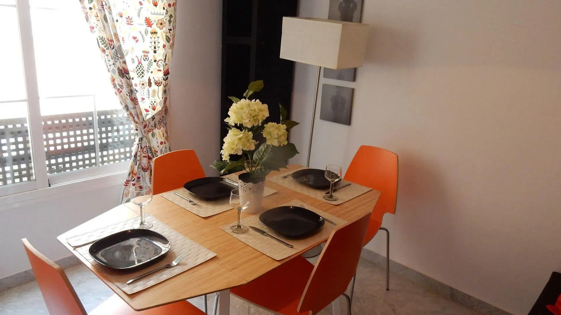 Apartamentos Vive Sevilla Seville