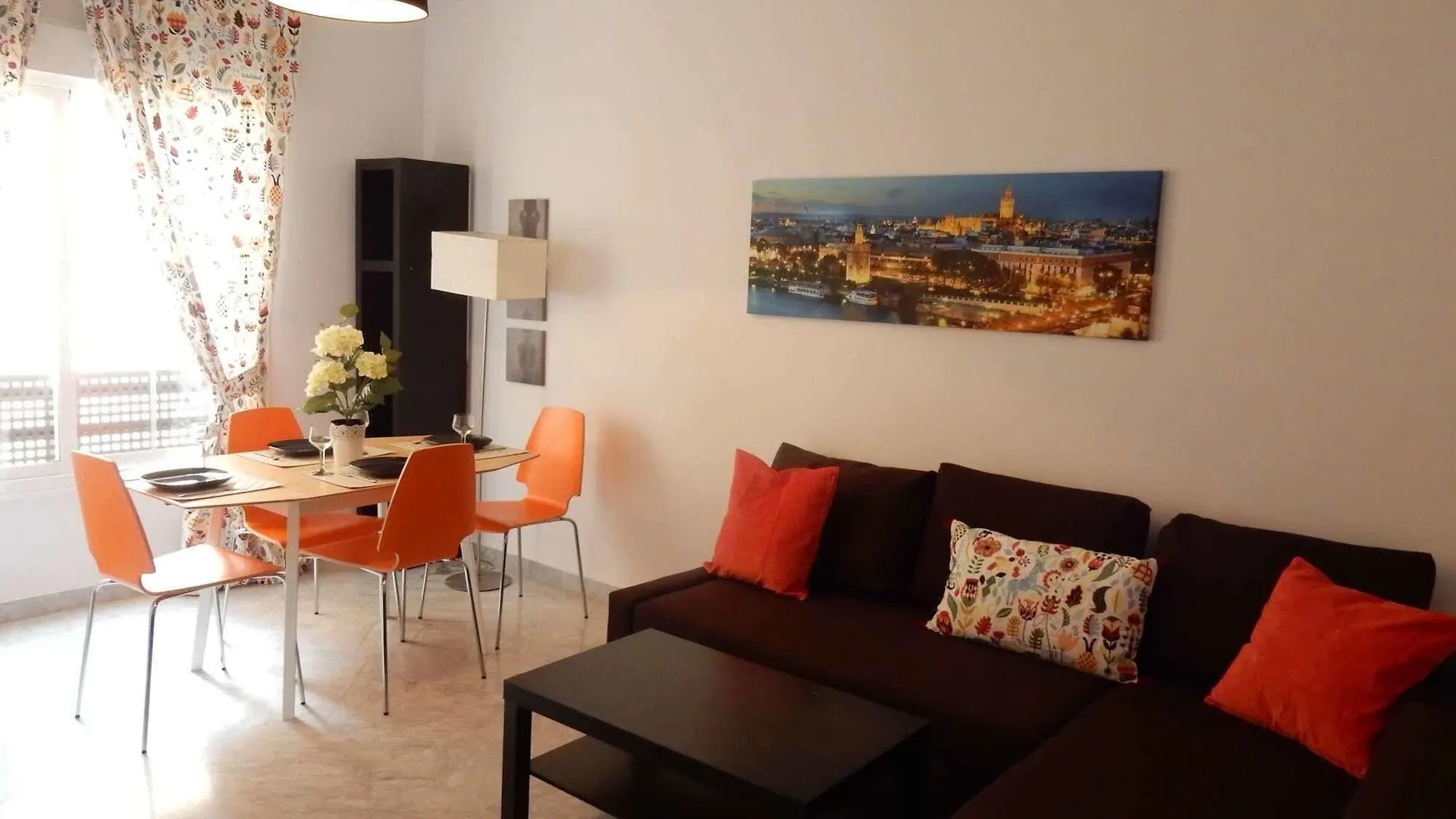 Apartamentos Vive Sevilla location