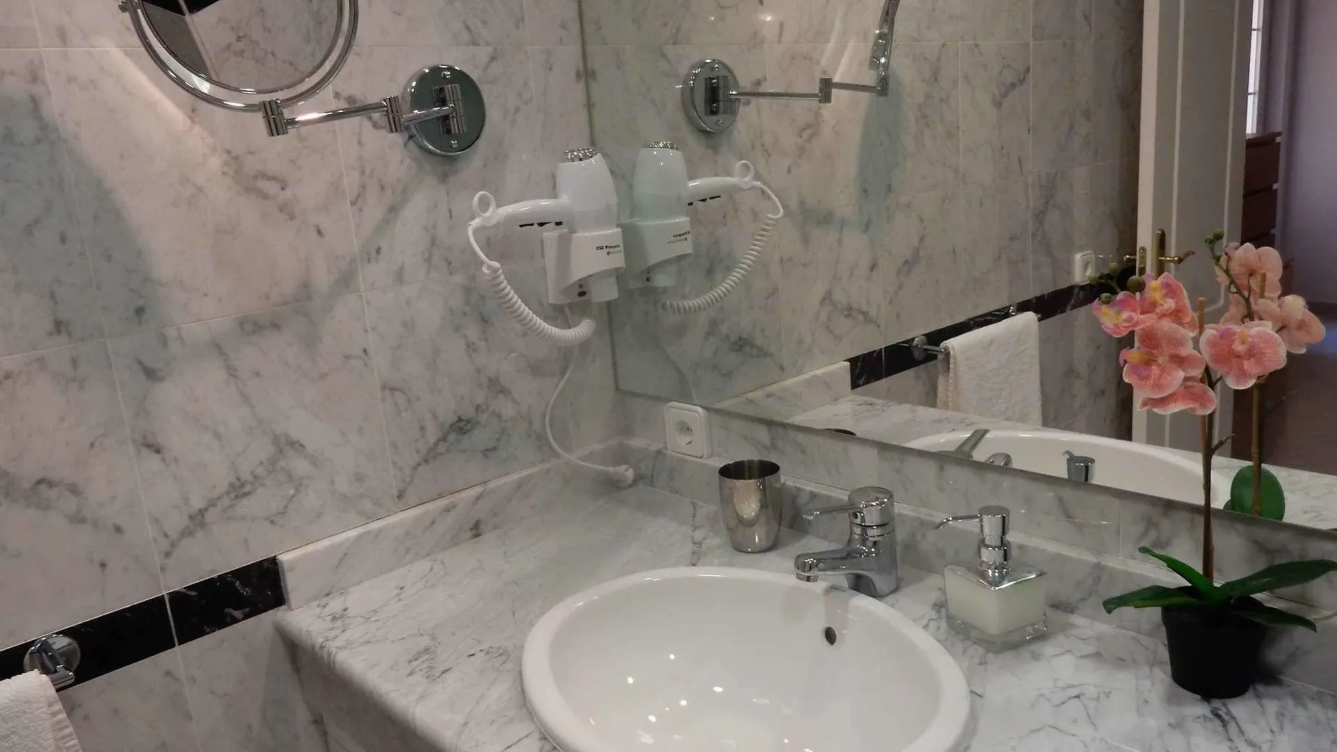 דירה Apartamentos Vive Sevilla
